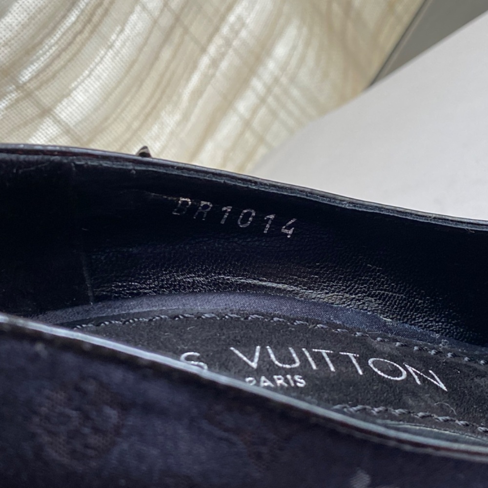 Louis Vuitton black monogram satin pumps heels 35.5 Italy pat leather decor - Picture 3 of 12